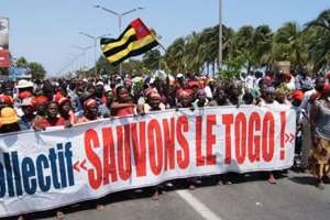 Une manifestation du collectif « Sauvons le Togo », le 25 septembre 2012 à Lomé. © AFP
