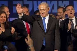 Le Premier ministre israélien Benjamin Netanyahou devant ses partisans à Tel Aviv, le 23 janvier. © AFP
