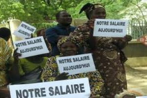 Des fonctionnaires tchadiens en grève. © AFP/ Sonia Rolley