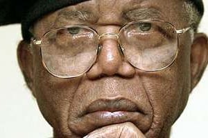 Chinua Achebe, auteur du best seller things fall appart. © DR
