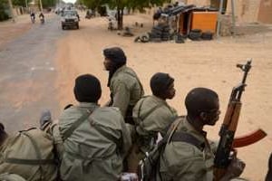 Entrée de soldats maliens le 28 janvier 2013 à Tombouctou. © AFP