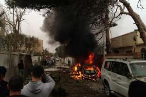 L’ambassade de France à Tripoli a été visée par un attentat à la voiture piégée. © @Eh4b10 / Twitter