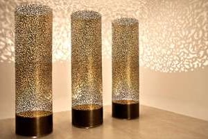 « Three Pillars », laiton finition bronze. © Yahya Group/Warren Wasley Patterson