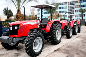 Les premiers tracteurs made in Algérie sont sortis d’usine en décembre 2012. DR