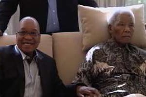 Avec Jacob Zuma le 29 avril 2013 à Johannesburg. © AFP