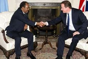 Le président somalien Hassan Cheikh Mohamoud avec David cameron, en février 2013. © AFP