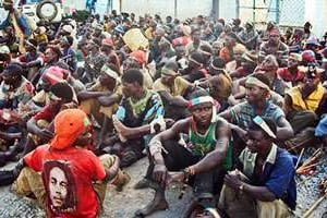 Les hommes de Kata Katanga après leur reddition, dans le camp de la Monusco. © Radio Okapi