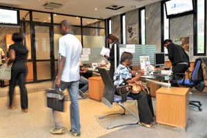 La Standard Bank, numéro un de la nation Arc-en-Ciel, d’est lancée à l’assaut de l’Afrique de l’Ouest en 1999 © Nabil Zorkot pour J.A
