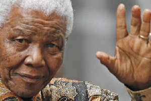 L’ancien président sud-africain, Nelson Mandela. © AFP
