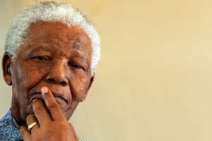 Nelson Mandela est hospitalisé depuis le 8 juin pour une récidive d’une infection pulmonaire. © Reuters