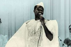 Dernier show télévisé de Sory Kandia Kouyaté, peu avant sa mort en 1977. © DR