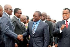 Lors de la visite de Joseph Kabila (au centre) à Brazzaville, le 19 juillet. © Guy-Gervais Kitina/AFP