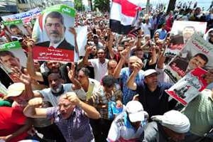 Des manifestants pro-Morsi à Alexandrie en Egypte, le 16 août 2013 © AFP