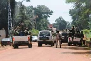Arrivée de renforts près du lycée Barthélémy Boganda, à Bangui, le 20 août 2013.. © DR