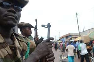 Des militaires de la force internationale Fomac dans les rue de Bangui, le 20 juillet. © Xavier Bourgeois