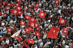Un manifestation contre le gouvernement islamiste le 13 août 2013 à Tunis. © AFP