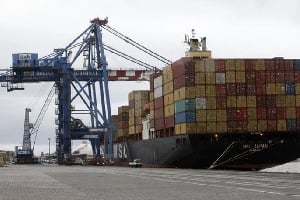 En 2011, plus de 171 000 tonnes de marchandises ont transité par le port de Tema, le plus actif du Ghana. © Reuters