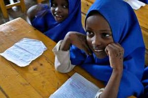 Des écolière somaliennes à Mogadiscio en 2010. © AFP