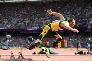 En Afrique, peu d’athlètes handicapés bénéficient, comme Pistorius, des meilleures conditions. © AFP