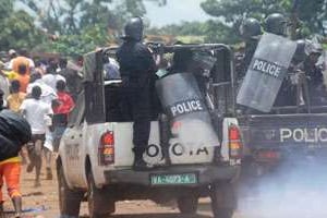 La police guinéenne, déployée aux alentours de Conakry. © AFP