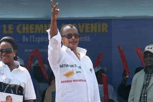 Denis Sassou Nguesso lors d’un meeting électoral en juillet 2009. © Guy Gervais Kitina/AFP