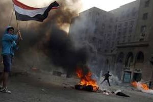 Scènes d’affrontement entre islamistes et forces de l’ordre au Caire, le 6 octobre. © AFP