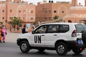 Un véhicule de l’ONU à Laâyoune le 14 mai 2013. © AFP