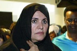La veuve de Mouammar Kaddafi, à Sirte le 27 février 2004. © AFP