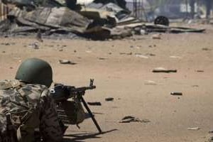 Un soldat malien à Tessalit en février 2013. © AFP