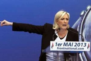 Marine Le Pen, lors d’un discours, le 1er mai 2013. © AFP