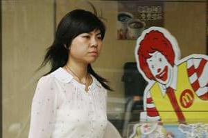 Fast food à Pékin. Et si le géant américain se désengageait ? © PETER PARKS / AFP