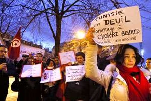 Manifestation à Paris, le 8 février, après l’assassinat de l’opposant Chokri Belaïd. © Pierre Verdy/AFP