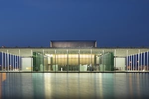 Le Théâtre national de Bahreïn, l’une des nombreuses réalisations d’Architecture Studio. © AS