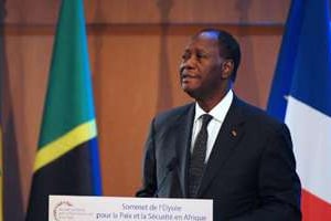 Le président ivoirien Alassane Ouattara participe au forum franco-africain à Paris. © AFP