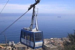 Le groupe français Poma a installé et rénové les 4 téléphériques actuellement en fonction à Alger. © Poma