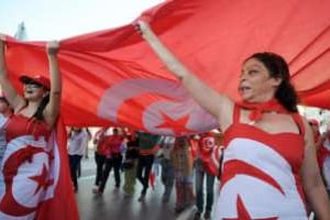 Des Tunisiennes manifestent contre le gouvernement islamiste, le 13 août 2013, à Tunis. © Fethi Belaid/AFP