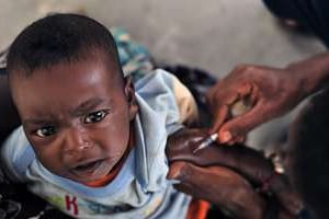 Un enfant vacciné à Djibouti. © DR