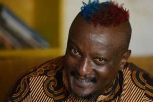 L’écrivain kényan Binyavanga Wainaina qualifie son « coming out » d' »acte politique ». © AFP