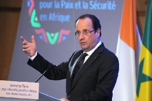 Le président François Hollande à la Conférence économique franco-africaine, le 4 décembre 2013 à Paris. © AFP