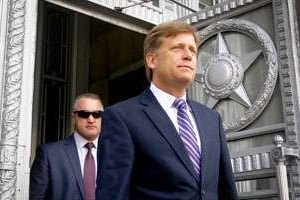 Michael McFaul sortant du ministère russe des Affaires étrangères, en mai 2013. © Maxim Shemetov/Reuters