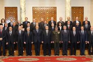 Le nouveau gouvernement égyptien, le 1er mars 2014. © AFP
