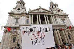 Manifestation sur le parvis de la cathédrale Saint-Paul de Londres. © DR