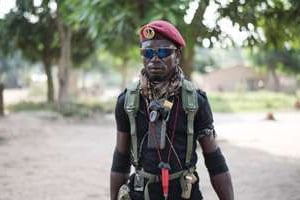 Membre d’une milice chrétienne anti-balaka à Bangui, le 24 février 2014. © AFP
