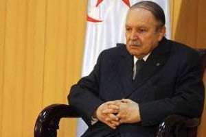 Abdelaziz Bouteflika a mis trois ex-Premiers ministres aux avant-postes pour sa campagne. © AFP