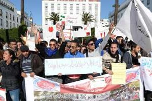 Manifestation pour demander des réformes économiques et sociales à Rabat, le 23 mars. © AFP