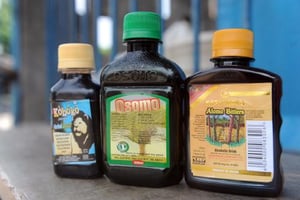 Au Nigeria, le succès des boissons aphrodisiaques inquiète les médecins © AFP