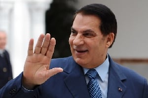 Les auteurs ont établi une base de données unique portant sur 220 entreprises liées à Ben Ali et recensées par la commission de confiscation. © AFP