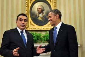 Mehdi Jomaa et Barack Obama le 4 avril, à la Maison-Blanche. © Brendan Smialowski/AFP