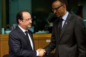 François Hollande et Paul Kagamé, le 2 avril 2014, à Bruxelles. © AFP