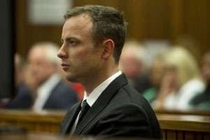 Oscar Pistorius, au tribunal de Pretoria. © AFP